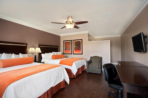 Travelodge by Wyndham Santa Maria - image 20