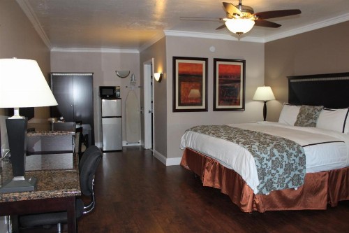 Travelodge by Wyndham Santa Maria - image 38