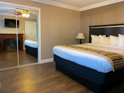 Travelodge by Wyndham Santa Maria - image 4