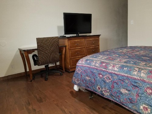 Buckboard Motel - image 10