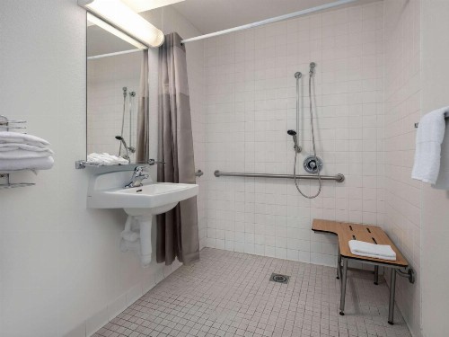 Motel 6-Santa Maria CA - image 18