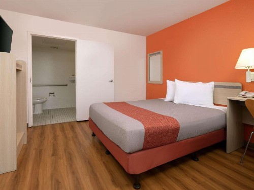 Motel 6-Santa Maria CA - image 4
