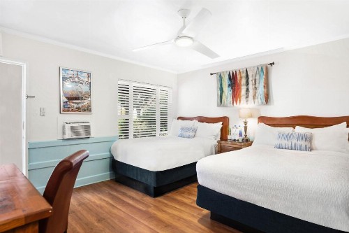 Sea Blue Hotel - image 18