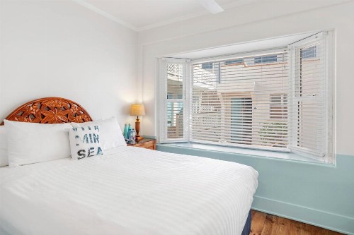 Sea Blue Hotel - image 29