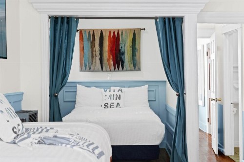 Sea Blue Hotel - image 31