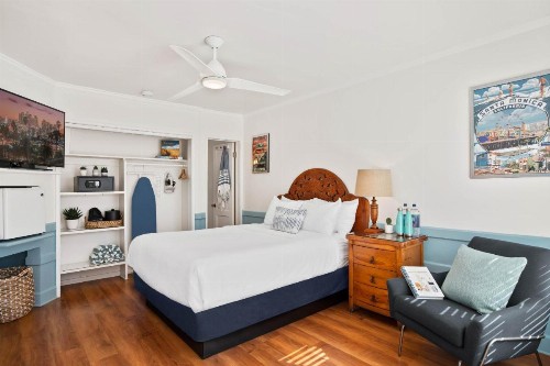 Sea Blue Hotel - image 44