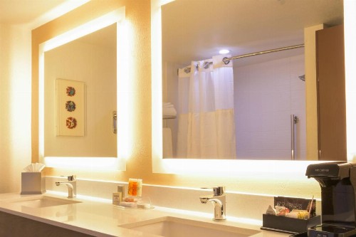 Gateway Hotel Santa Monica - image 7