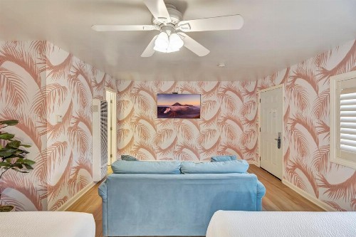 Santa Monica Motel - image 21