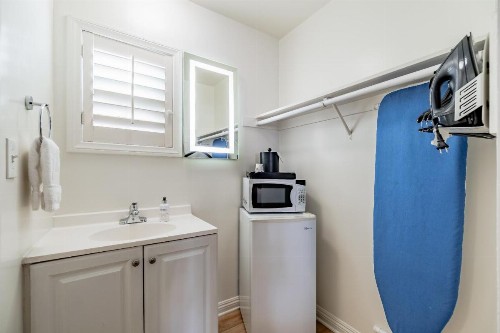 Santa Monica Motel - image 31