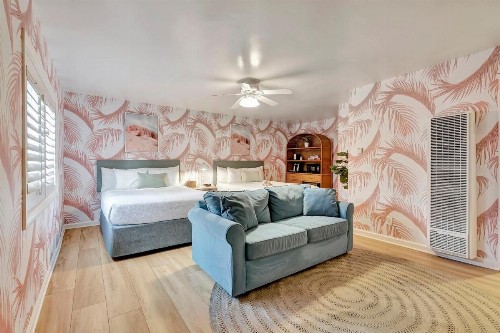 Santa Monica Motel - image 50