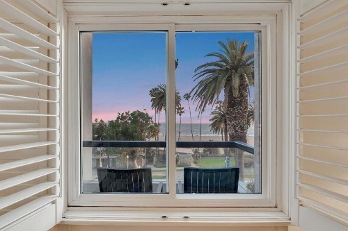 Ocean View Hotel - image 11