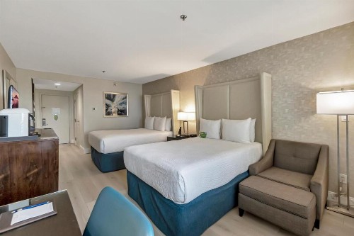Ocean View Hotel - image 40