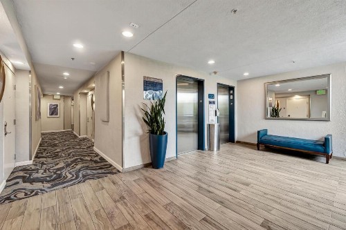 Ocean View Hotel - image 45