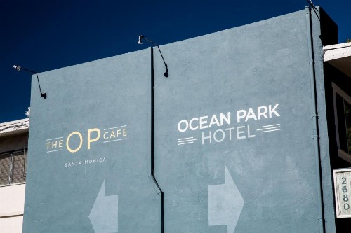 Ocean Park Hotel - image 42