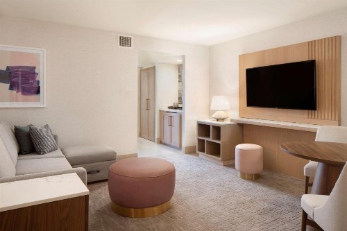 Hilton Santa Monica - image 30