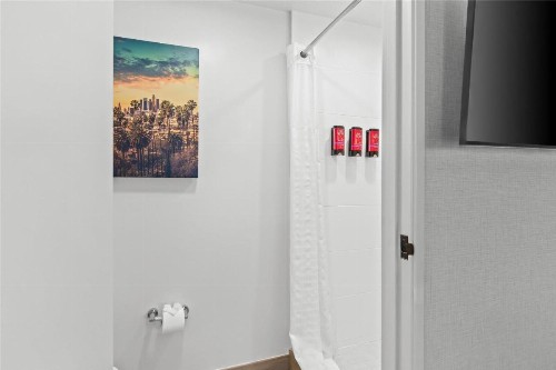 SureStay Hotel by Best Western Santa Monica - image 18