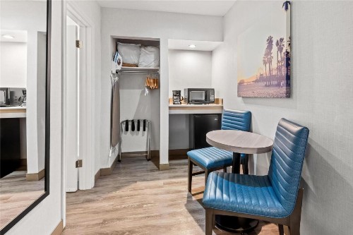SureStay Hotel by Best Western Santa Monica - image 43