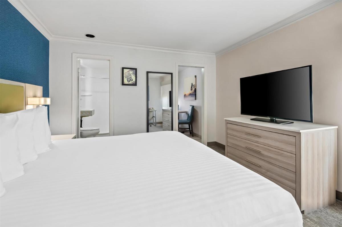 SureStay Hotel by Best Western Santa Monica - image 5