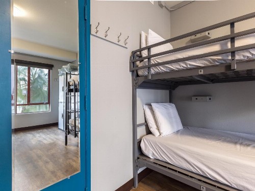 HI Los Angeles - Santa Monica Hostel - image 15