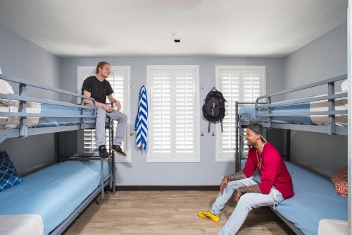 HI Los Angeles - Santa Monica Hostel - image 17