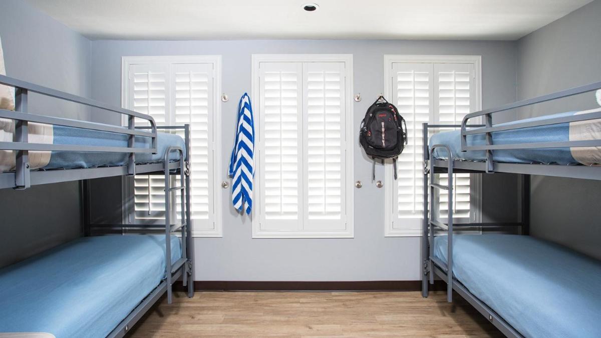 HI Los Angeles - Santa Monica Hostel - image 3