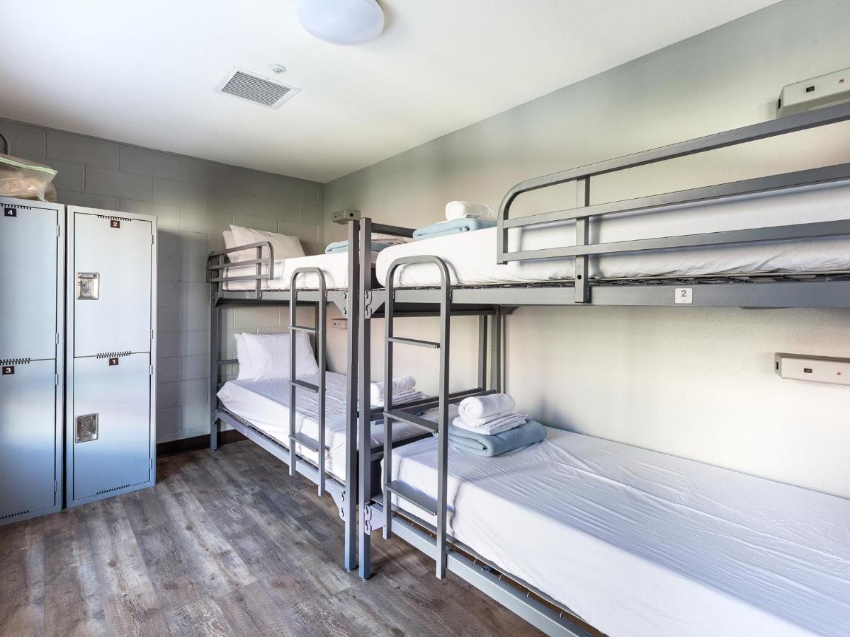HI Los Angeles - Santa Monica Hostel - image 7