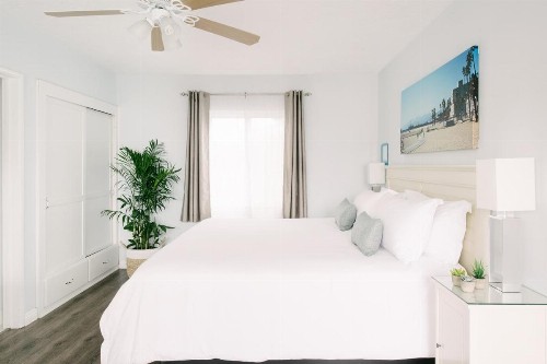 Bayside Hotel - image 13