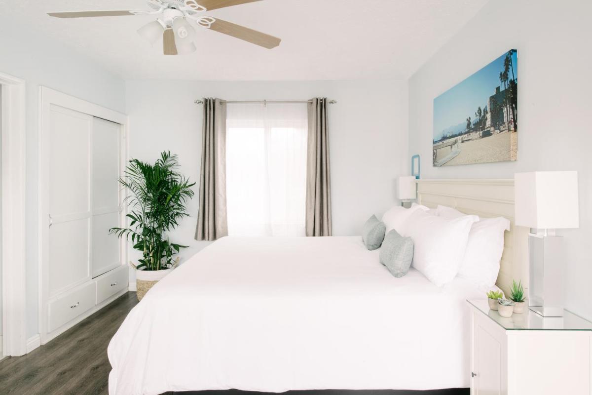 Bayside Hotel - image 4