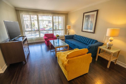 Cal Mar Hotel Suites - image 17