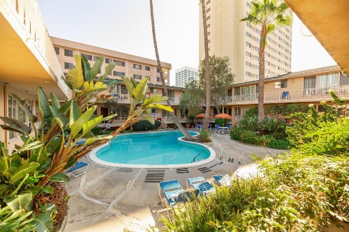 Cal Mar Hotel Suites - image 2