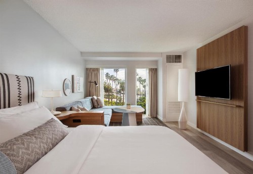 Wyndham Santa Monica At The Pier - image 18