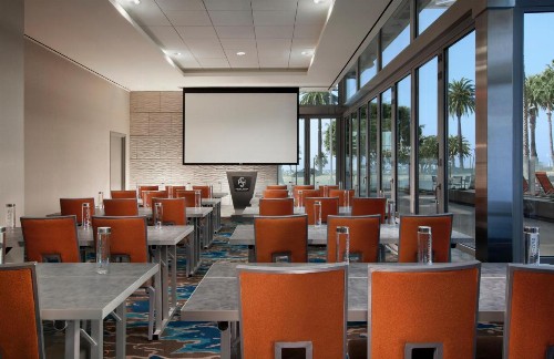 Shore Hotel - image 16