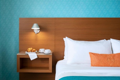 Shore Hotel - image 20