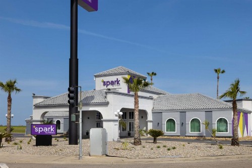 Quality Inn Santa Nella on I-5 - image 21
