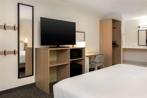 Quality Inn Santa Nella on I-5 - image 30