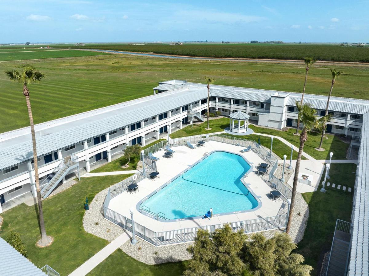 Quality Inn Santa Nella on I-5 - image 7