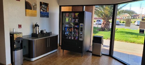 Motel 6-Santa Nella CA - Los Banos - image 15