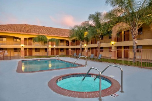 Motel 6-Santa Nella CA - Los Banos - image 27