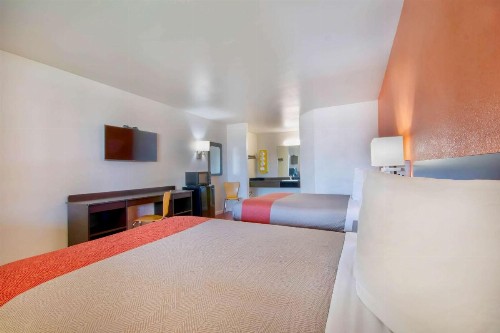 Motel 6-Santa Nella CA - Los Banos - image 28