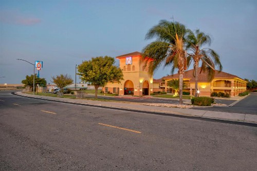 Motel 6-Santa Nella CA - Los Banos - image 9