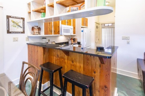 Hibiscus Coffee & Guesthouse - image 29