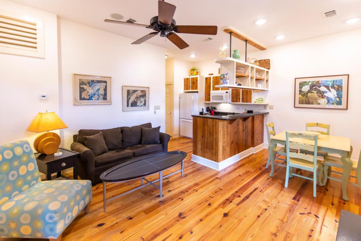 Hibiscus Coffee & Guesthouse - image 5