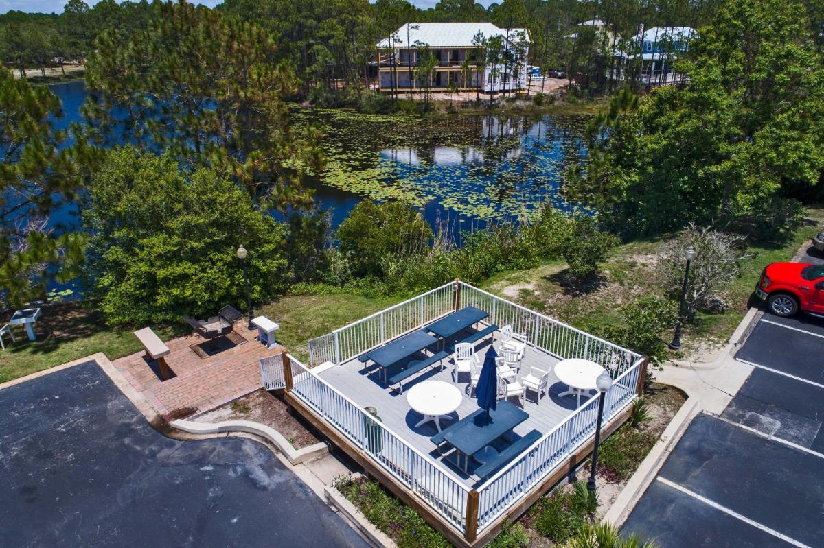Beachside Villas by Panhandle Getaways - image 3