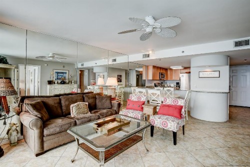 One Seagrove Place 1003