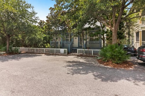 3 Bed 6 Bath Vacation home in Seagrove FL - image 10