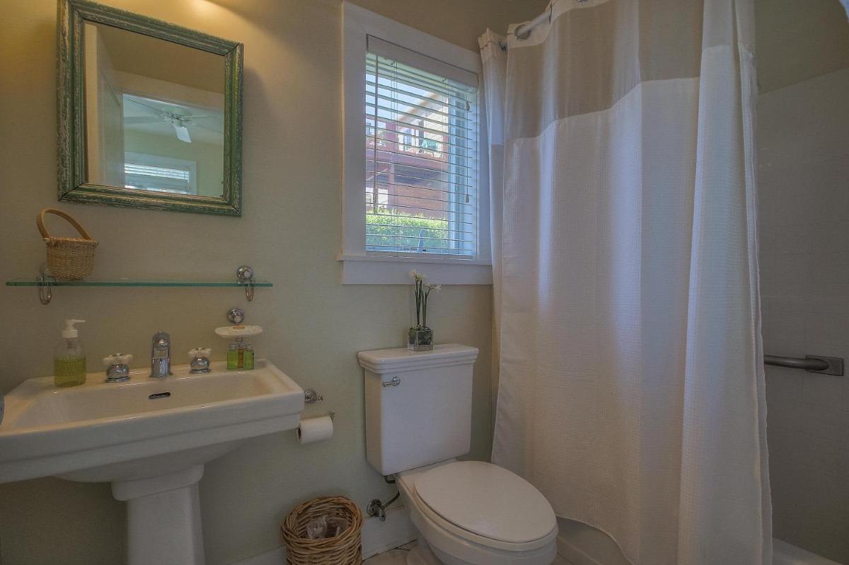 4 Fish Cottage - image 6