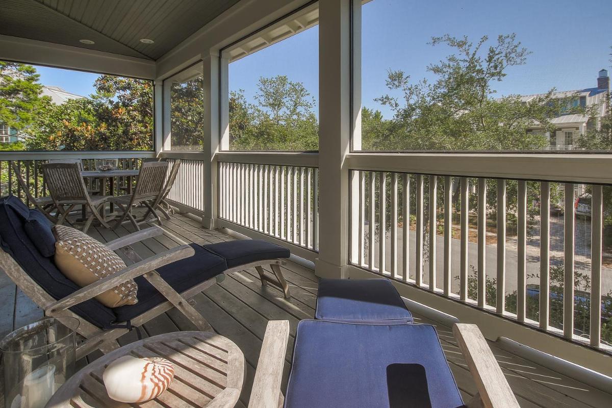 592 Western Lake Drive - image 4