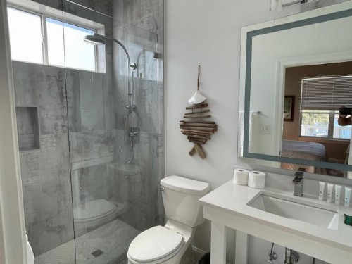 Seaspray - image 28