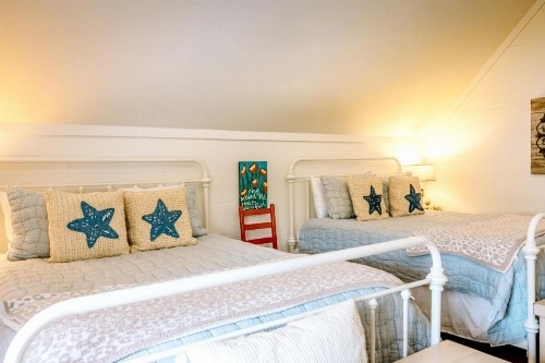 Lazy Magnolia - image 8