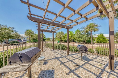 You & Me Family Beach Cottage - image 7
